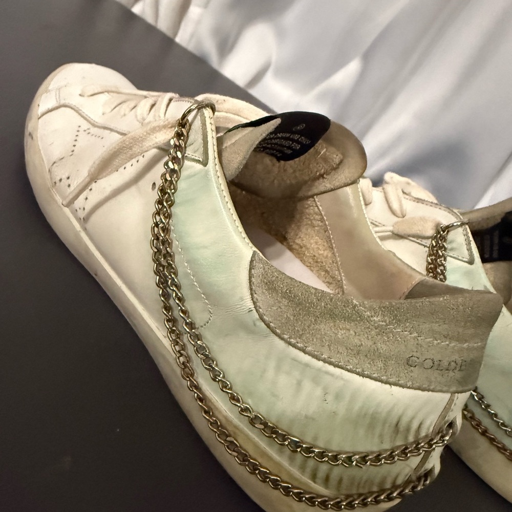 Golden Goose Cream White Low-Top Sneakers - Picture 5 of 5